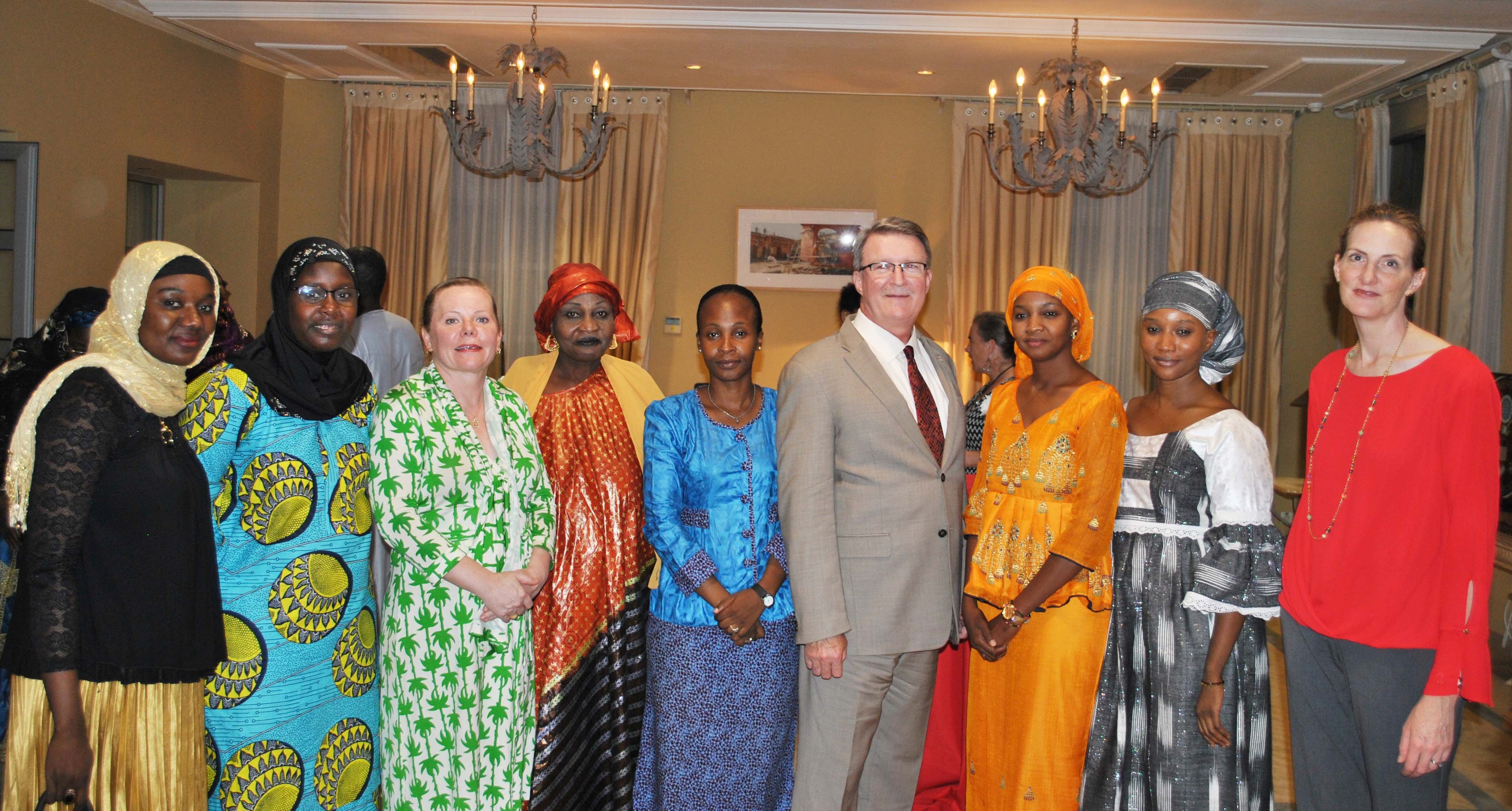 Iftar à la résidence de l’Ambassadeur des USA au Niger : à l’occasion de la journée Nationale de la Femme