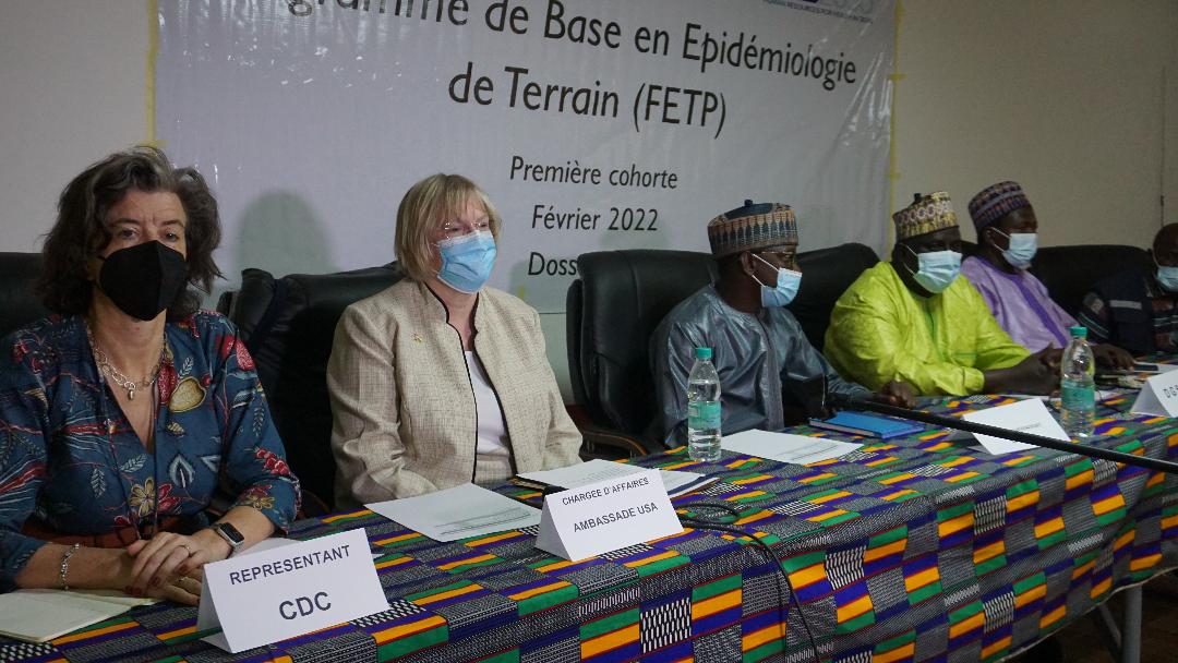 L’Initiative Présidentielle contre le Paludisme: l’USAID forme 30 nouveaux diplômés en investigation des épidémies au Niger  